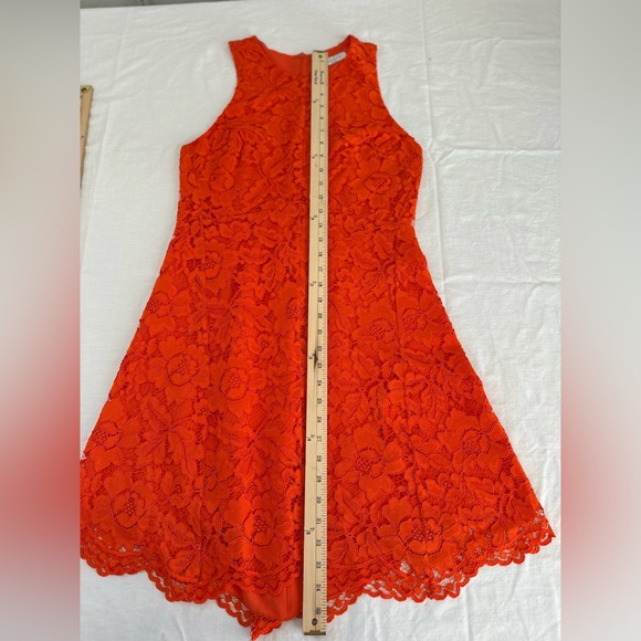 Classical Orange Lace Dress - Sandro Paris - Picture 17 of 17